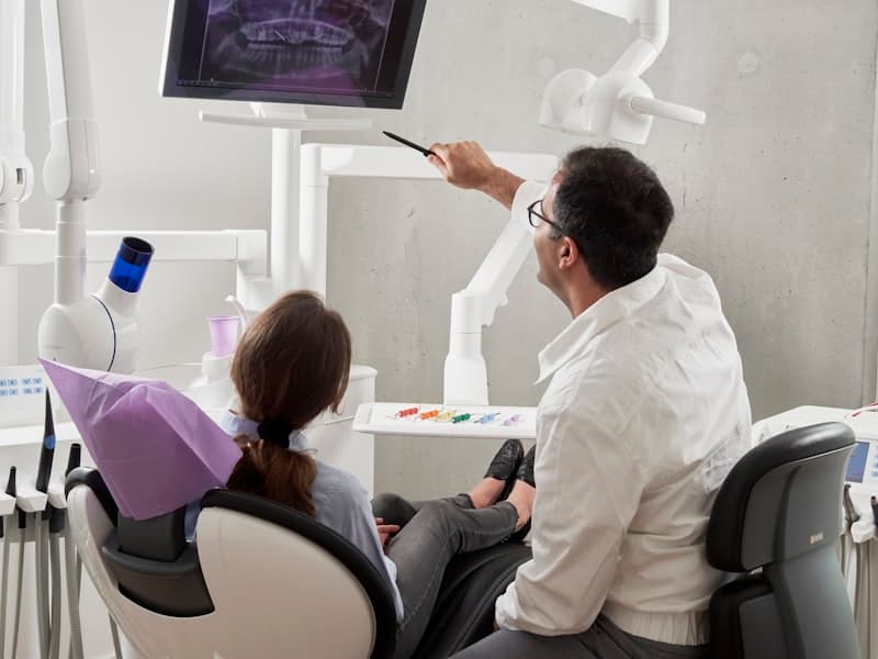 When Should Your Child First Visit the Dentist?